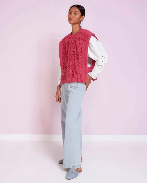 LEA VEST